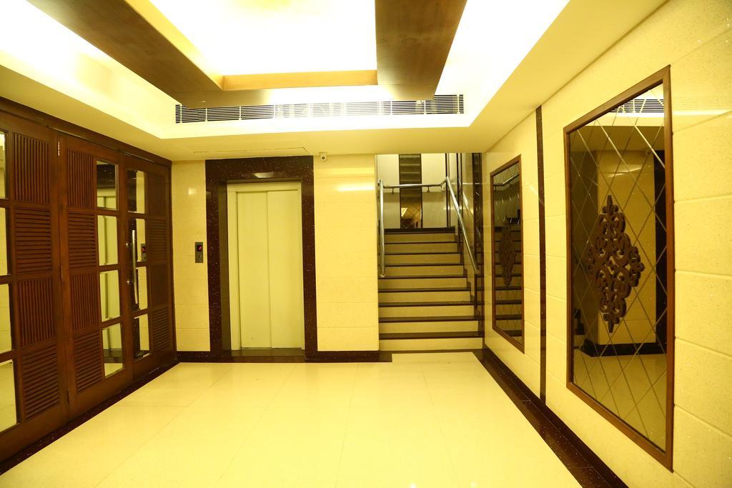 帕克大酒店 Chandīgarh 外观 照片