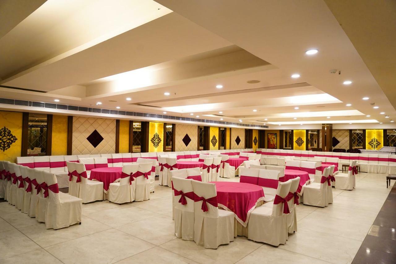 帕克大酒店 Chandīgarh 外观 照片